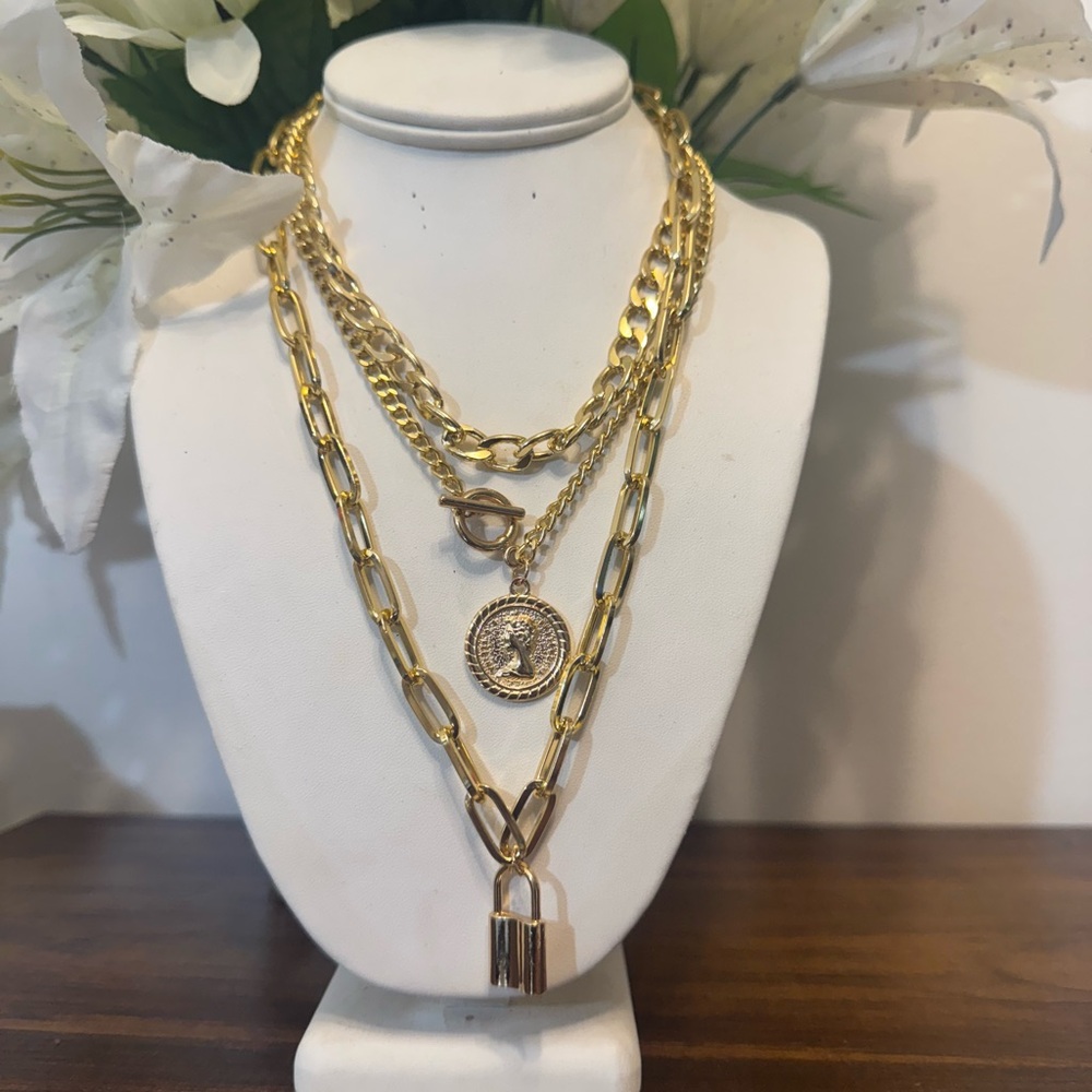SKY AND GOLDEN CHUNKY NECKLACE - Picture 13 of 14